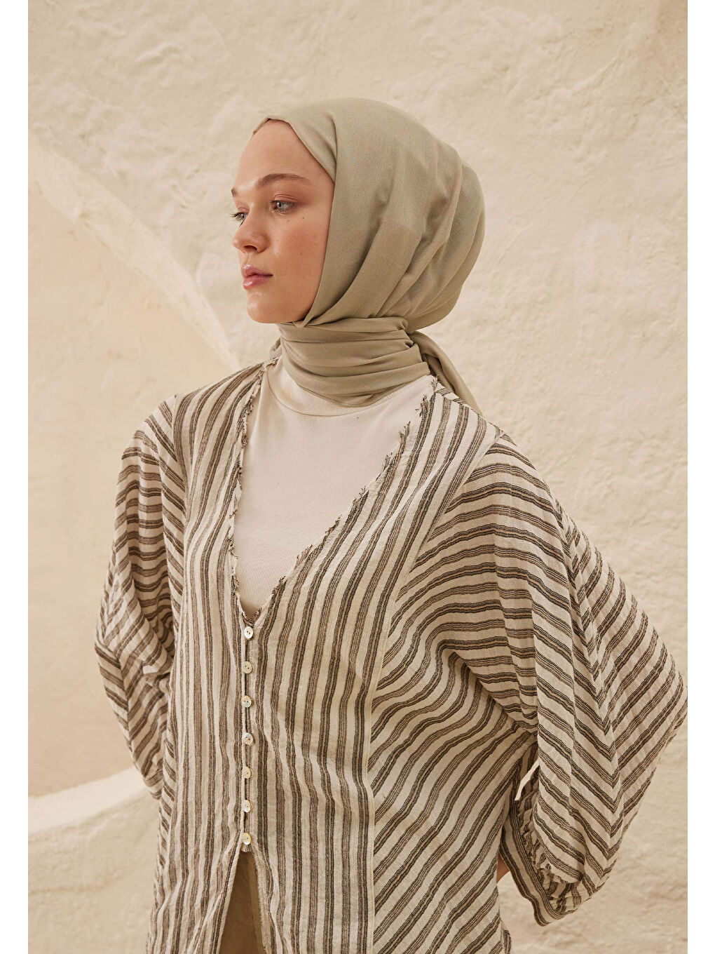 Rami Viskon Şal Bej