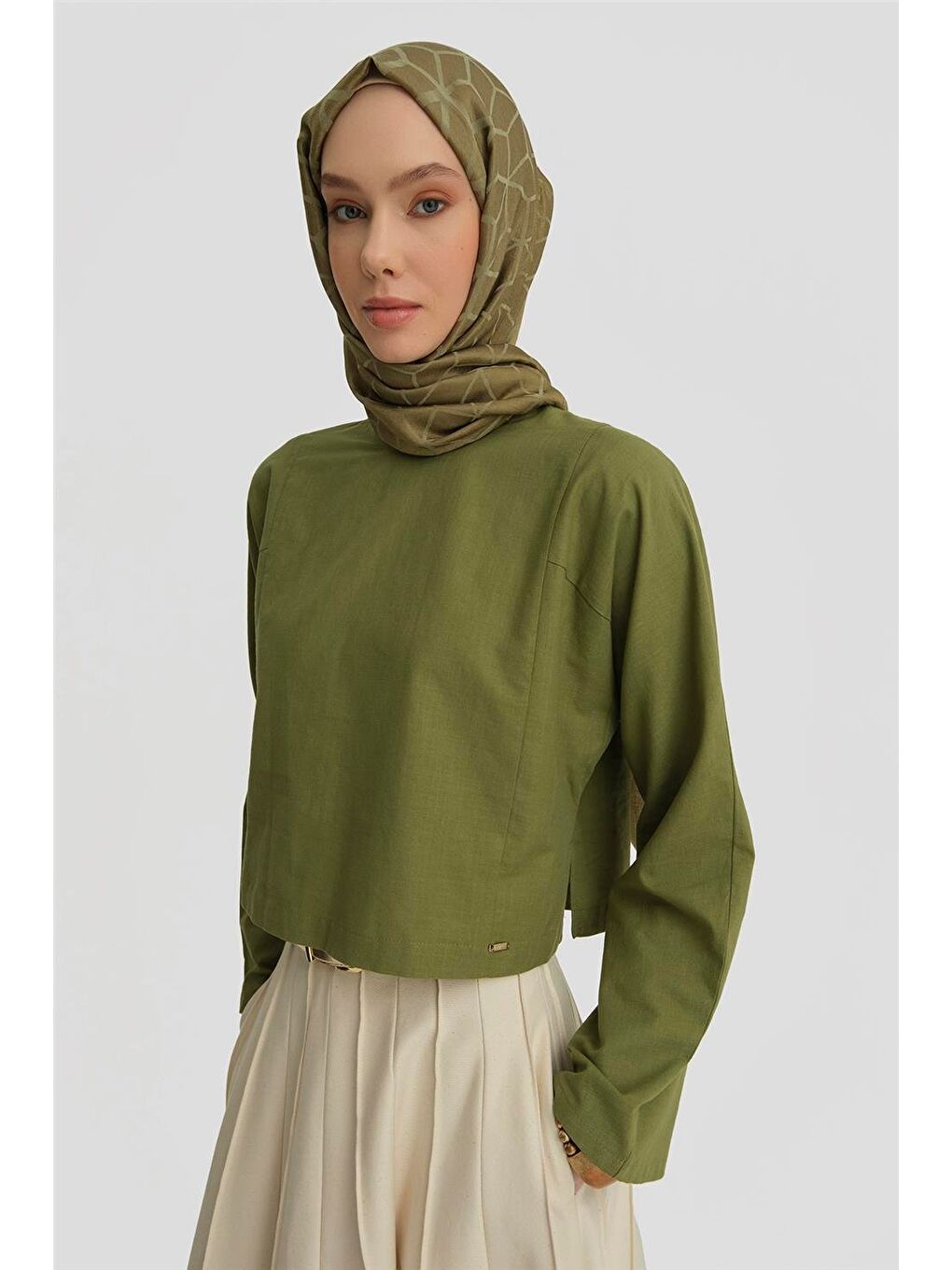 Kup Dikiş Detaylı Basic Bluz 25Y3715 Yeşil-2