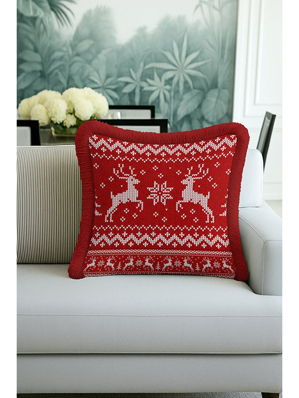 Karışık Nordik Geyikli Saçaklı Yastık Kılıfı - Kış Temalı Rustik Kırmızı Püsküllü Kırlent Kılıfı-2