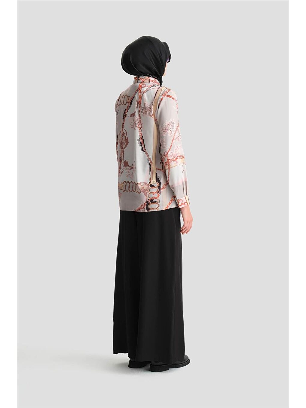 Bej Yakası Dökümlü Desenli Bluz 24K3617 Vizon-5