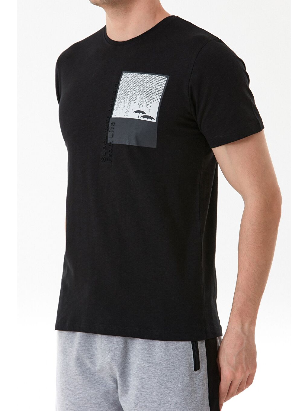 Siyah Grafik Baskılı Bisiklet Yaka Tişört-4