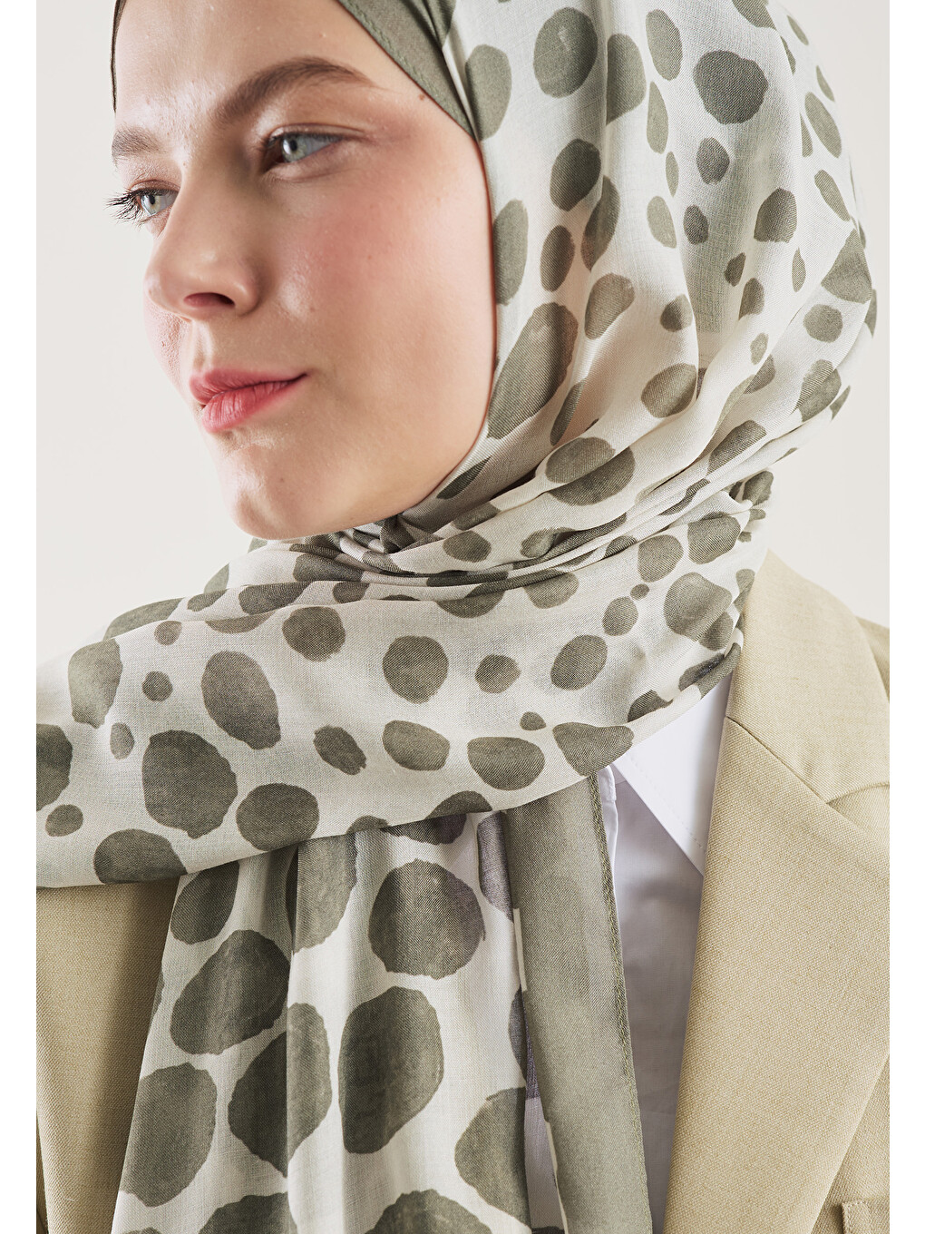 Yeşil Polka Dots Desen Rami Şal Çağla-2