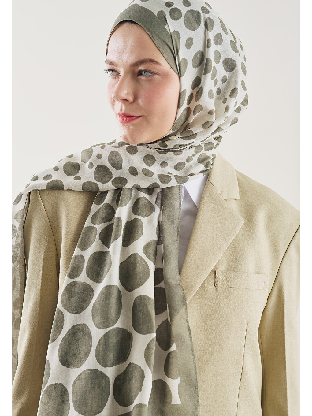 Yeşil Polka Dots Desen Rami Şal Çağla-3