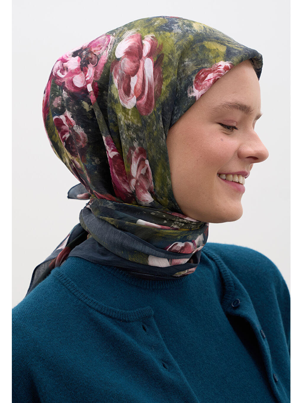 Madeleıne Desen Pamuklu Viskon Eşarp Petrol-1