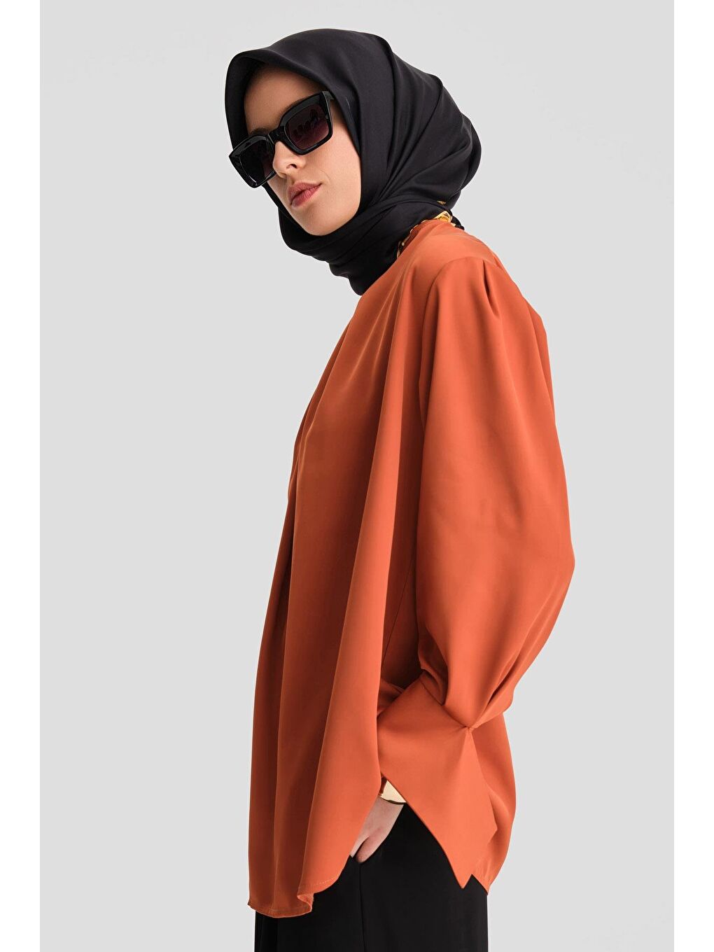 Kırmızı Manşeti Kuşaklı Bluz 24K3612 Kiremit-2