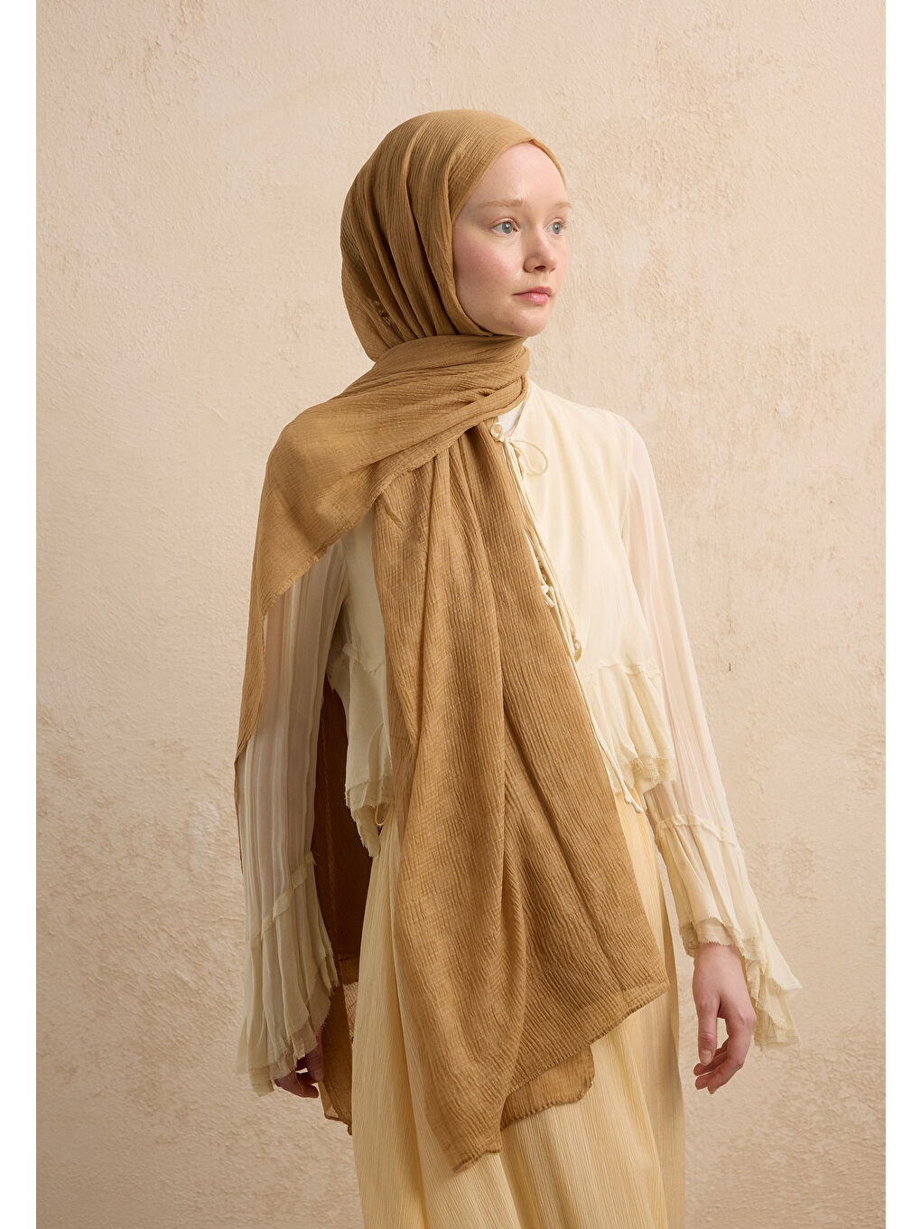 Kahverengi Modal Damalı Şal Sütlü Kahve