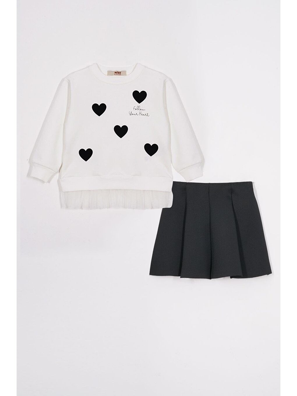 Lila Bisiklet Yaka Kalp Baskılı Ekru-Siyah Renk Kız Çocuk Etekli Takım