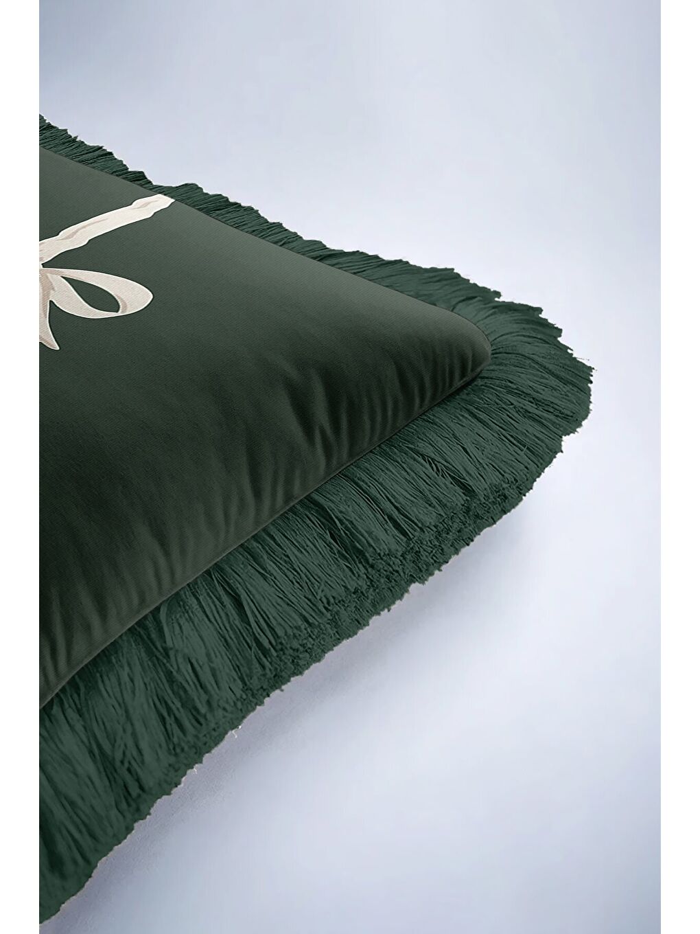 Karışık Yılbaşı Süslemeli Saçaklı Yastık Kılıfı - Çam Tema Modern Koyu Yeşil Kırmızı Püsküllü Kırlent Kılıfı-6