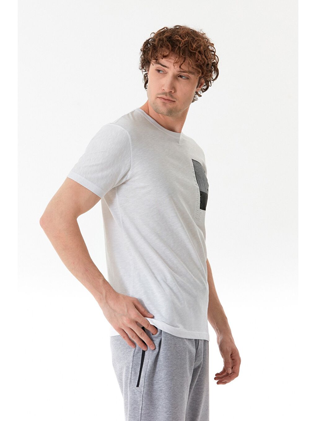 Beyaz Grafik Baskılı Bisiklet Yaka Tişört-2