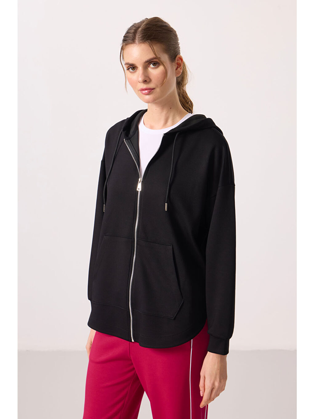TOMMYLIFE Siyah Yumuşak Dokulu Kapüşonlu Oversize Kadın Tunik Sweatshirt   97302