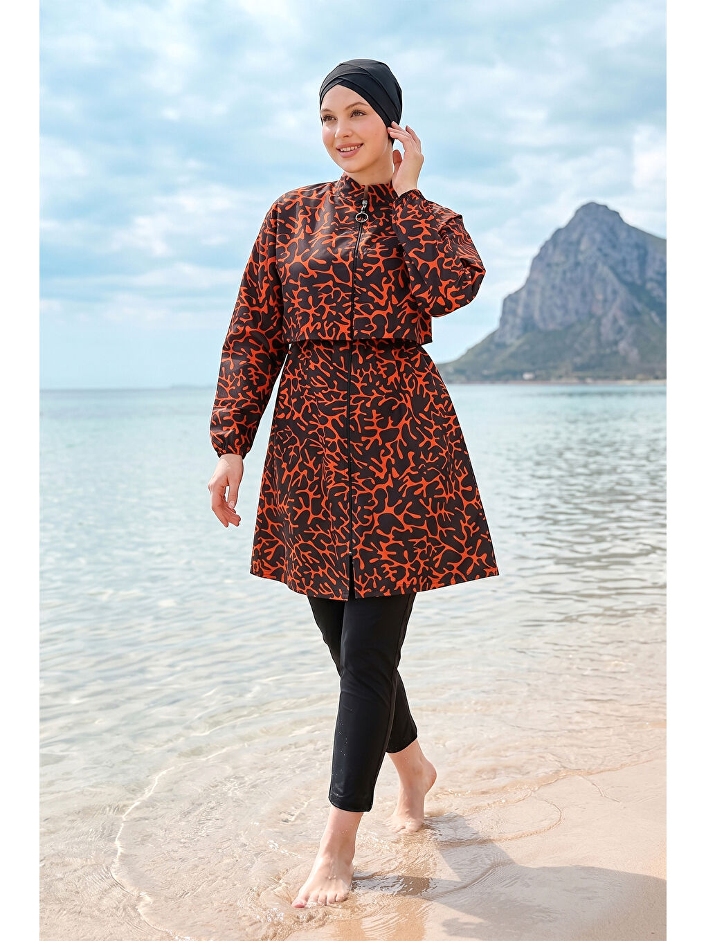 Desenli Tam Kapalı Tesettür Mayo 04 Siyah12