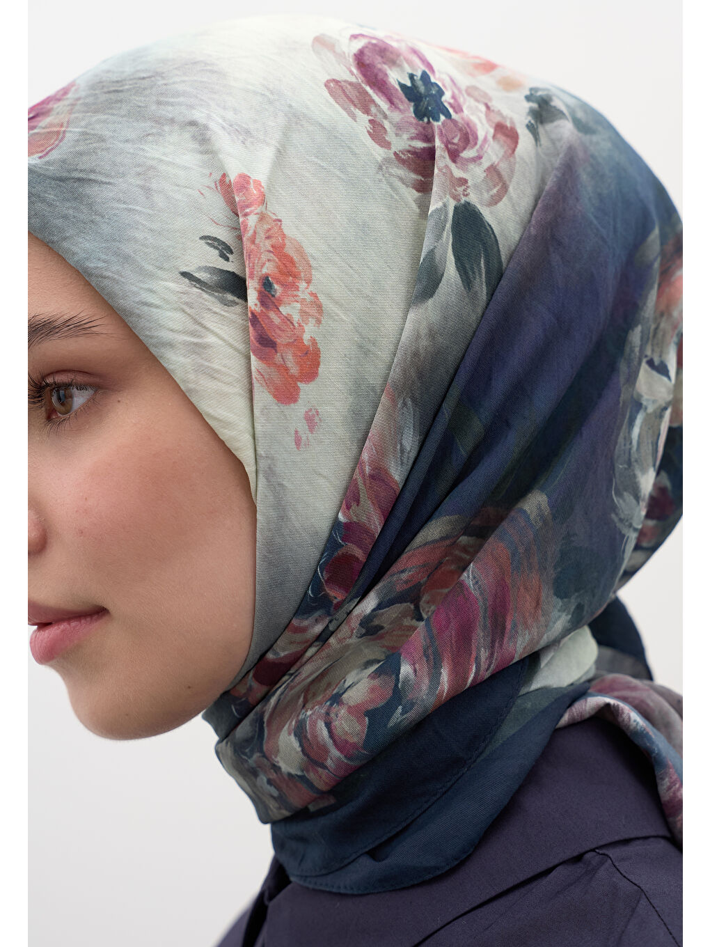 Marıelle Desen Pamuklu Viskon Eşarp Lacivert-3