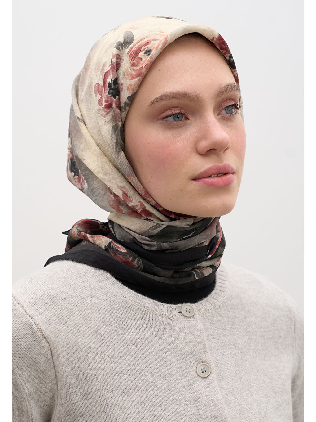 Marıelle Desen Pamuklu Viskon Eşarp Siyah-1