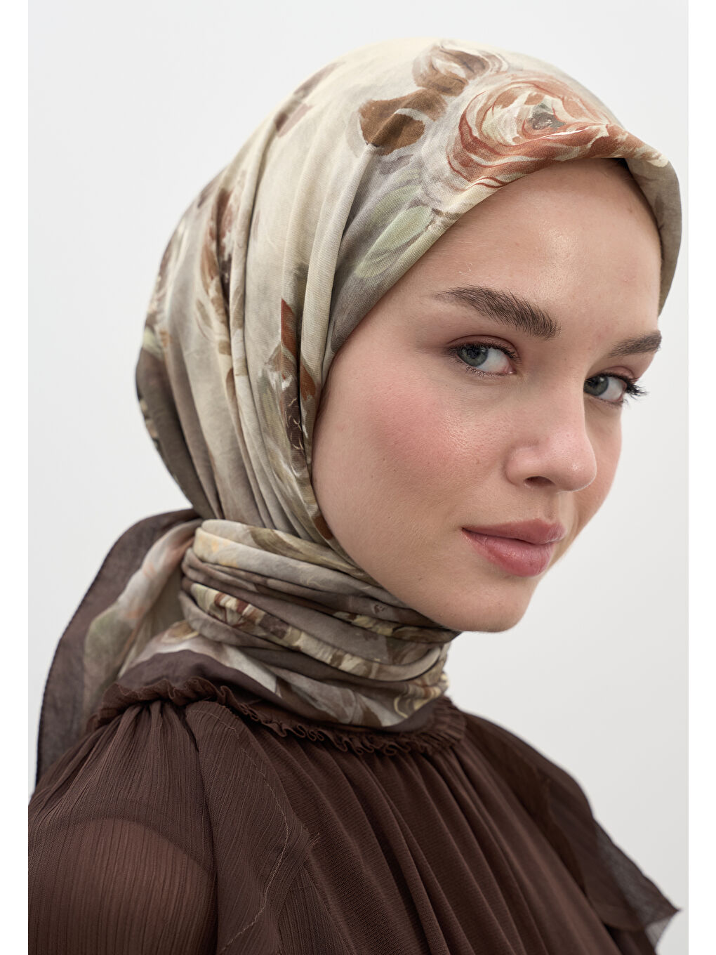 Kahverengi Marıelle Desen Pamuklu Viskon Eşarp Kahve-3