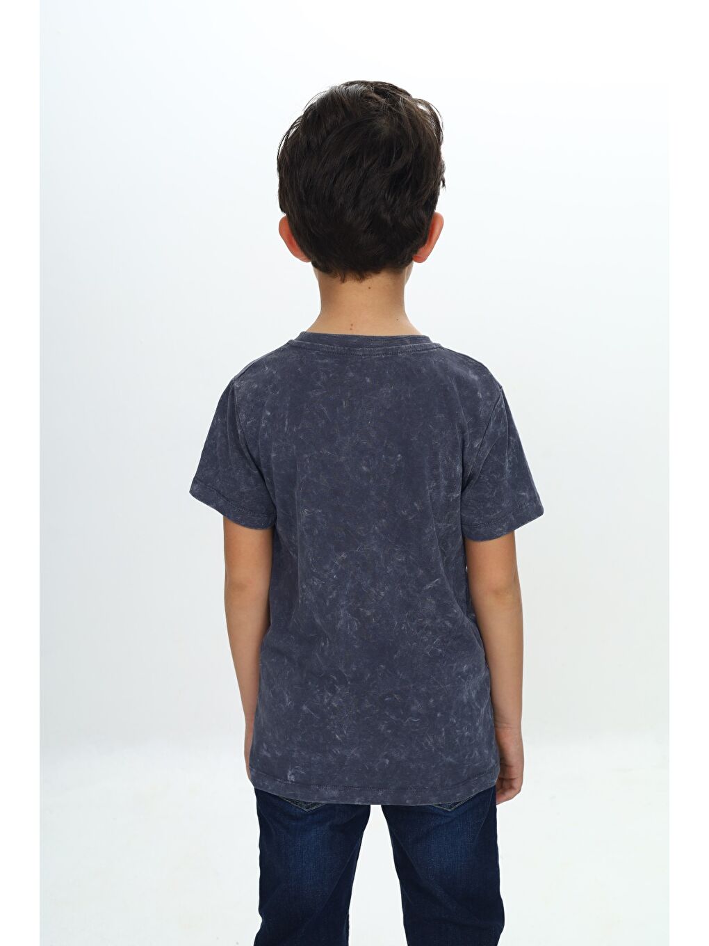 Antrasit Erkek Çocuk Yıkamalı Göğsü Baskılı Tişört-2