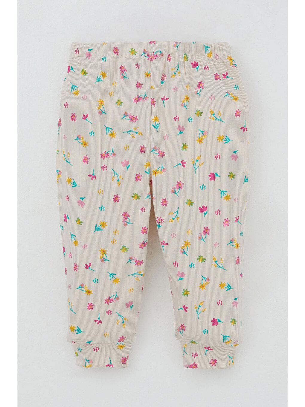 Ekru Kız Bebek Pijama Takımı Omuzdan Patlı Renkli Çiçek Desenli Krem (4-9 Ay)-2