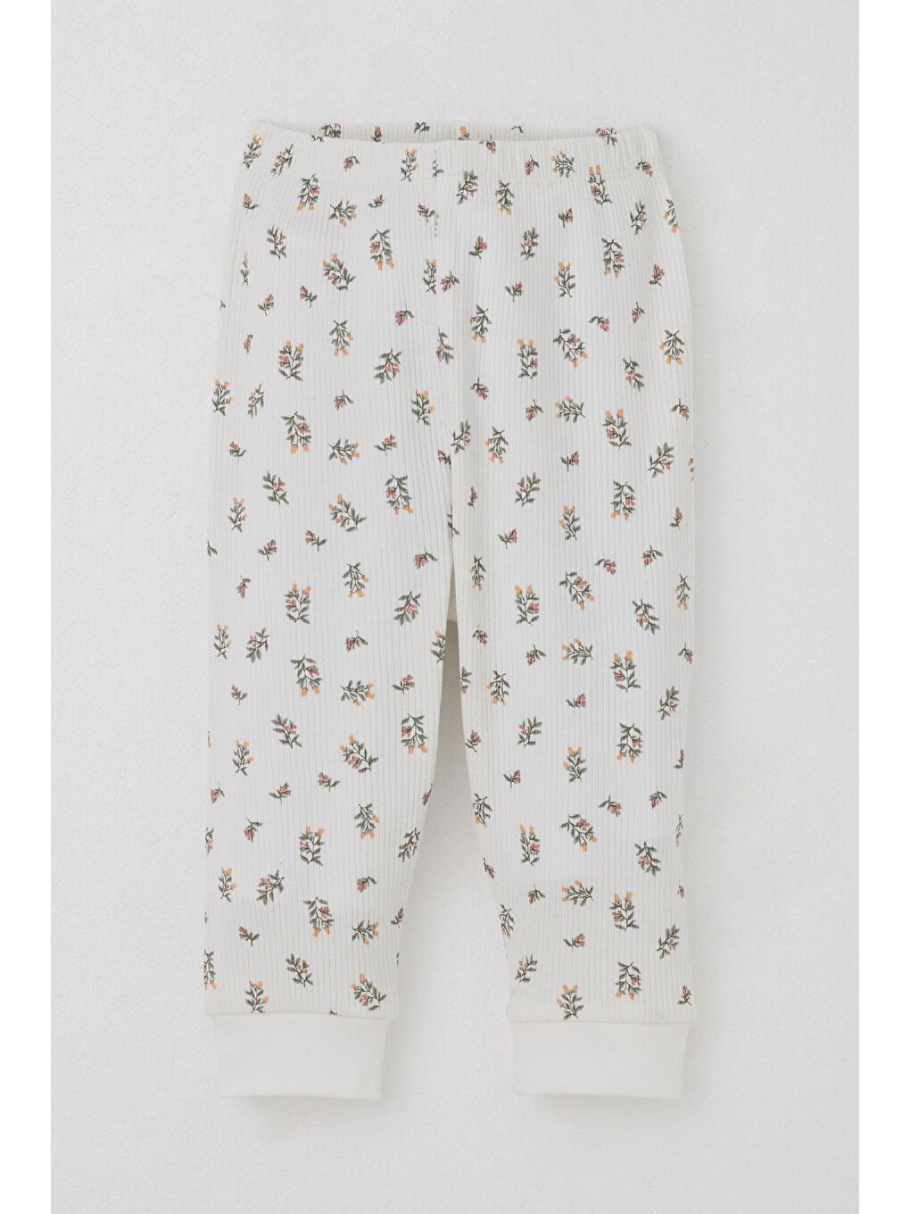 Kız Bebek Pijama Takımı Omuzdan Patlı Çiçek Desenli Ekru (4-9 Ay)-3