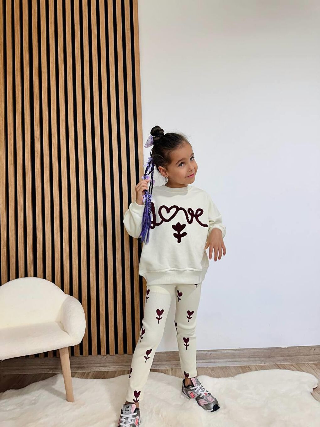 Bej Kız Çocuk Pamuklu Krem Kalp-Çiçek Desenli Sweatshirt & Tayt Takım-6