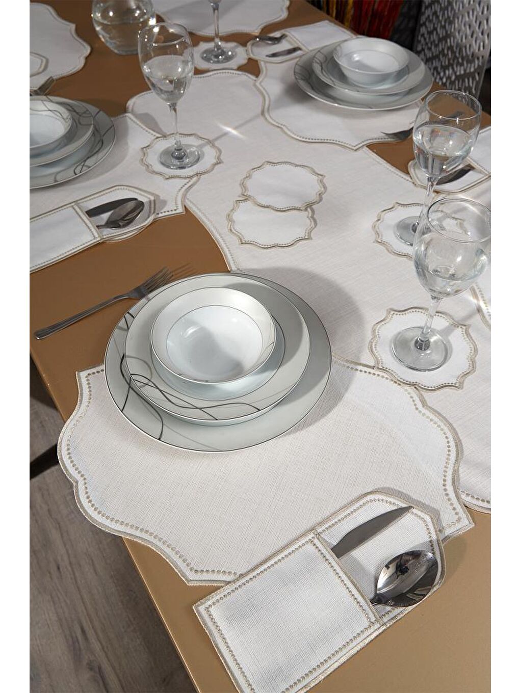 Damla Keten Nakışlı Amerikan Servis Takımı 19 Parça Bej-4