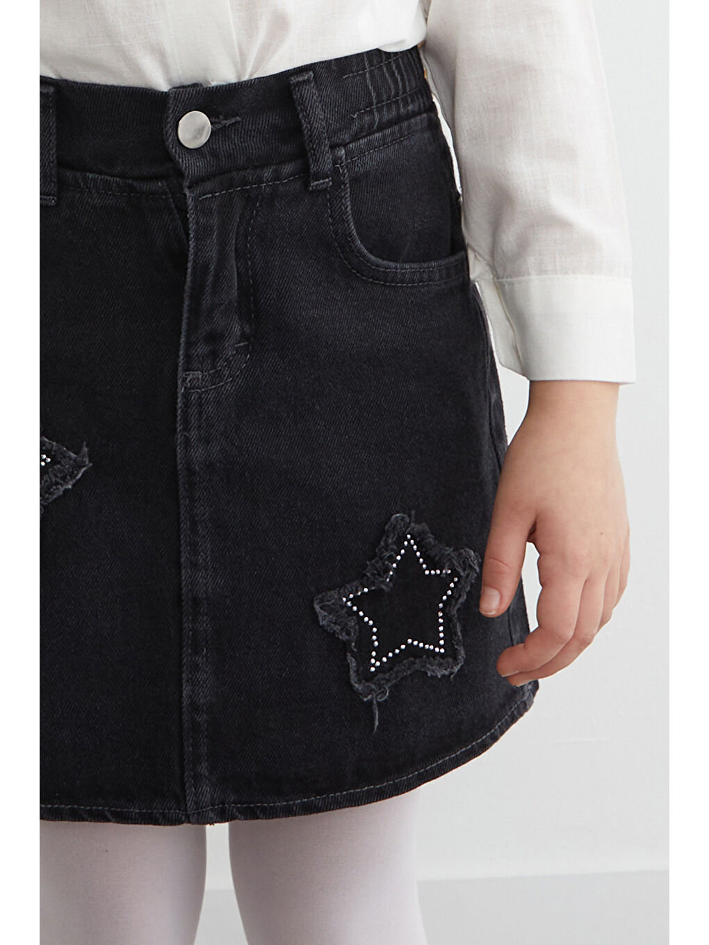 Siyah Beli Lastikli Yıldız Nakışlı Taşlı Kız Çocuk Jean Etek-3