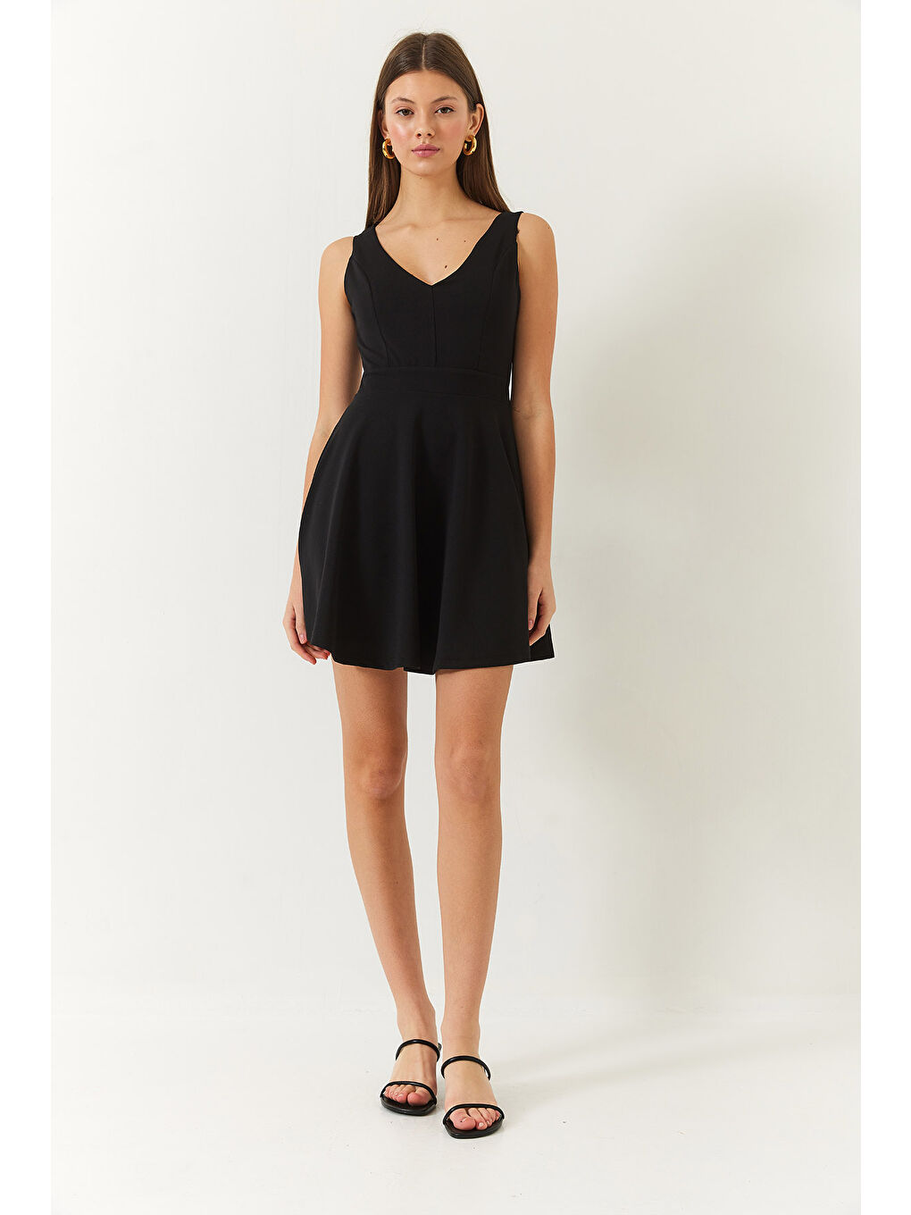 Siyah Kadın V Yaka Sırt Dekolteli Mini Elbise-1