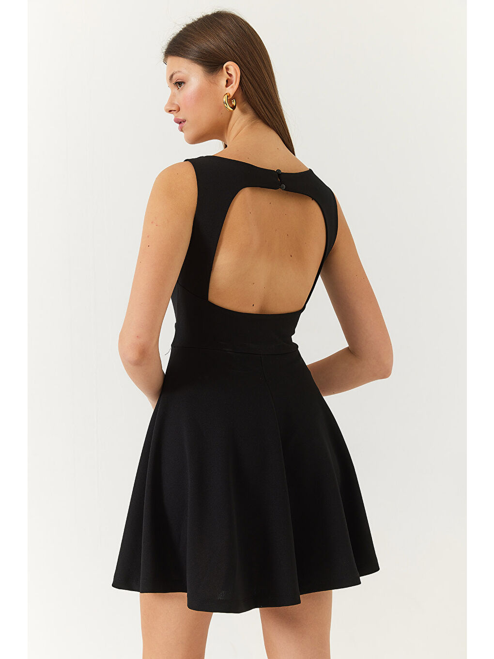 Siyah Kadın V Yaka Sırt Dekolteli Mini Elbise-4