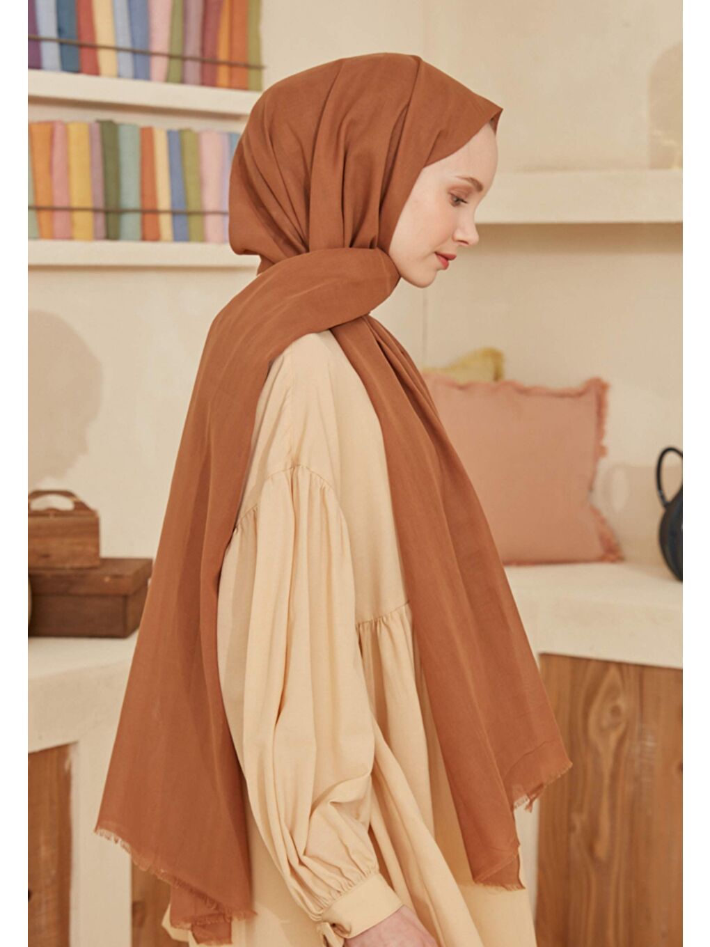 Kahverengi İnce Pamuk Vual Şal Bisküvi-3