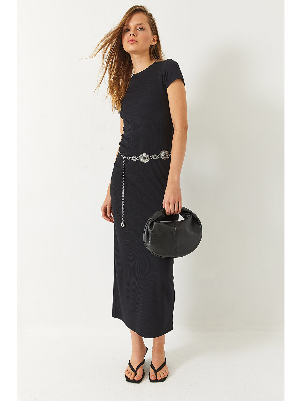 Siyah Kadın Kısa Kollu Saran Fitilli Midi Elbise-2