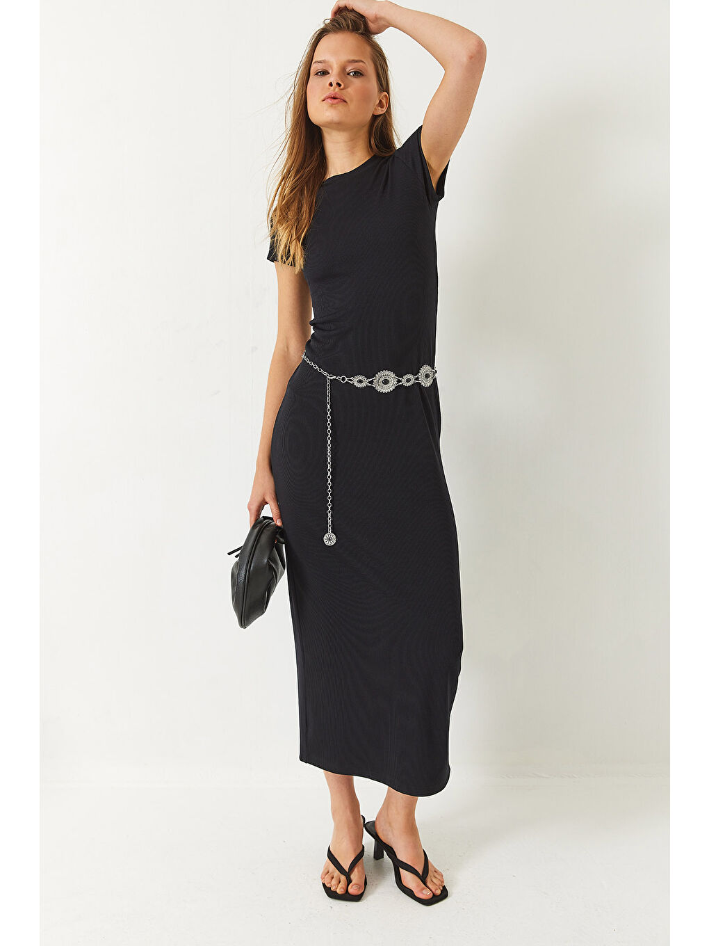 Siyah Kadın Kısa Kollu Saran Fitilli Midi Elbise-4