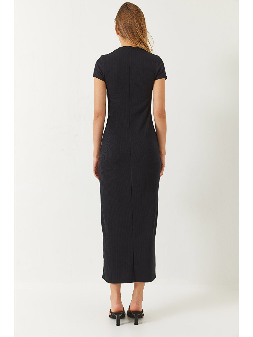 Siyah Kadın Kısa Kollu Saran Fitilli Midi Elbise-6