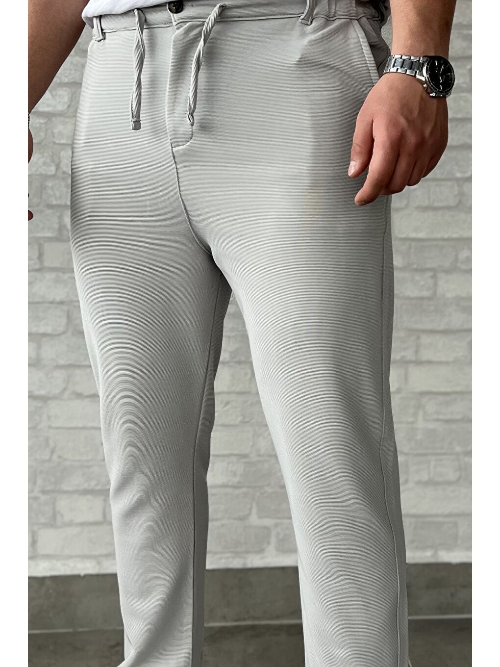 Gri Bel Bağcıklı Düz Paça Erkek Jogger Pantolon-3