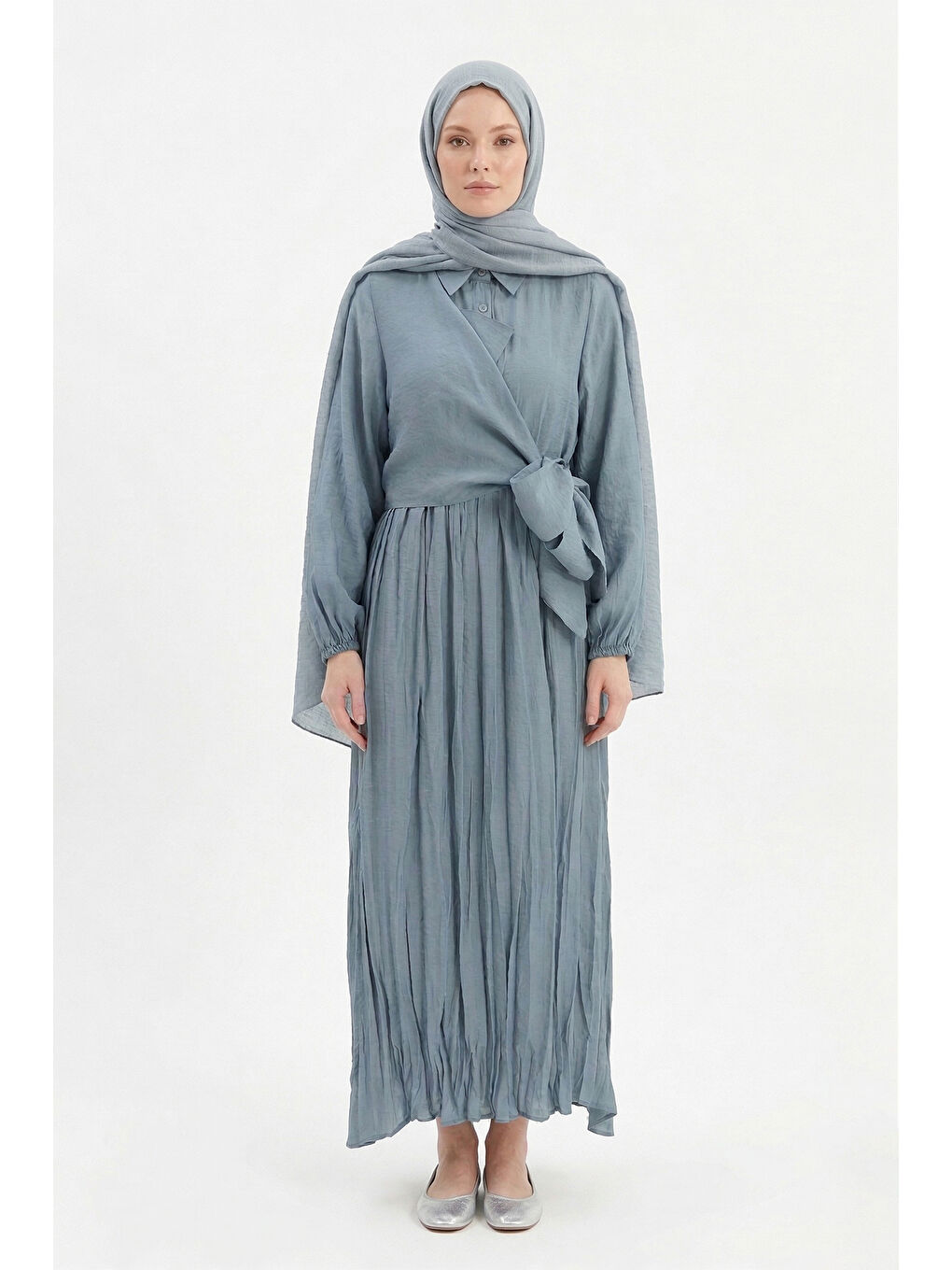 Belden Bağlamalı Kolları Latik Detaylı Nil Elbise 747 Mavi