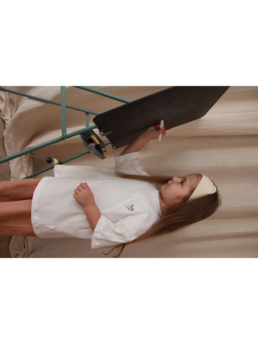 Beyaz Koala Nakışlı Oversize T-Shirt-3