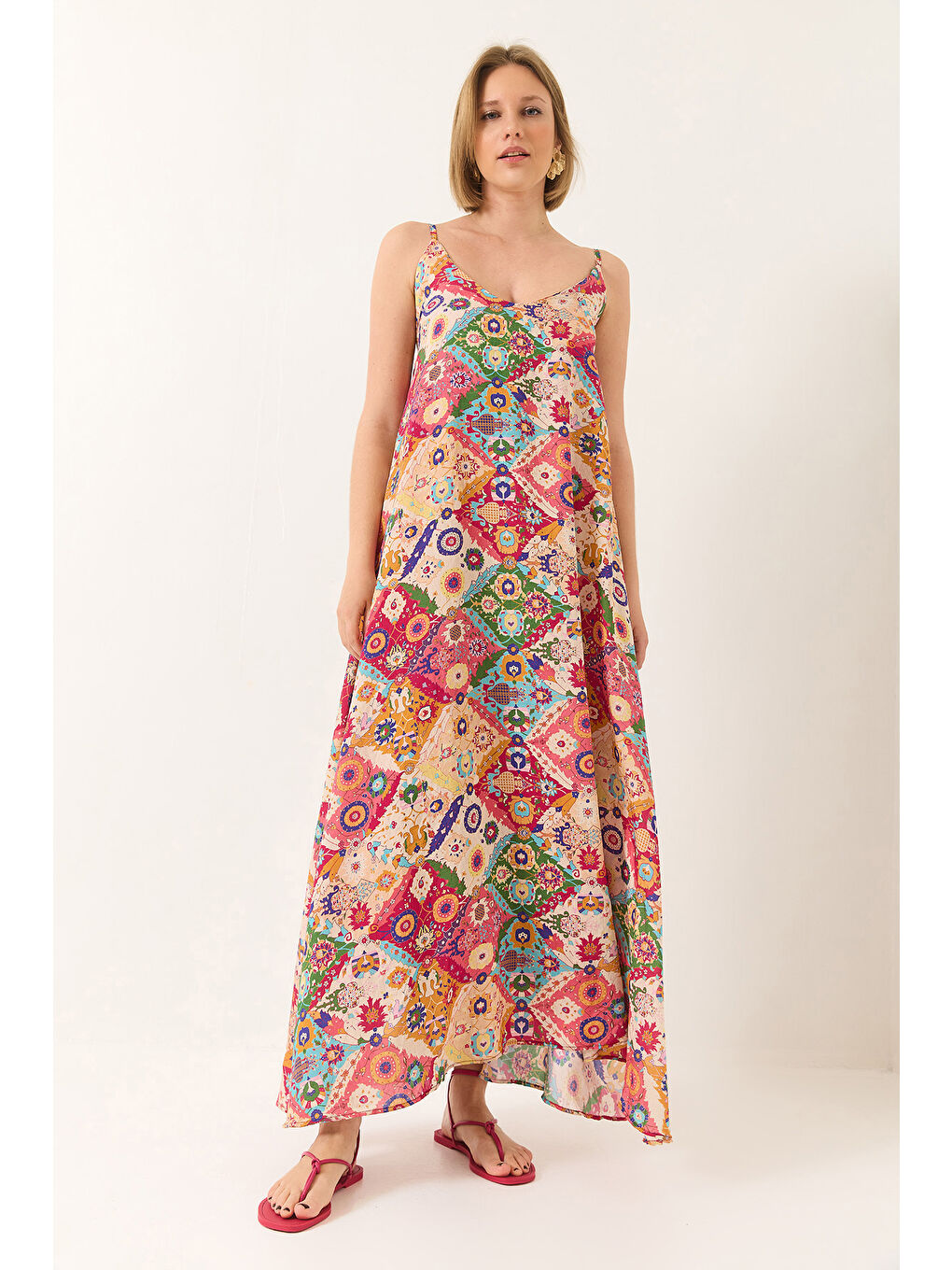 Karışık Kadın V Yaka İnce Askılı Desenli Astarlı Yazlık Uzun Elbise-2