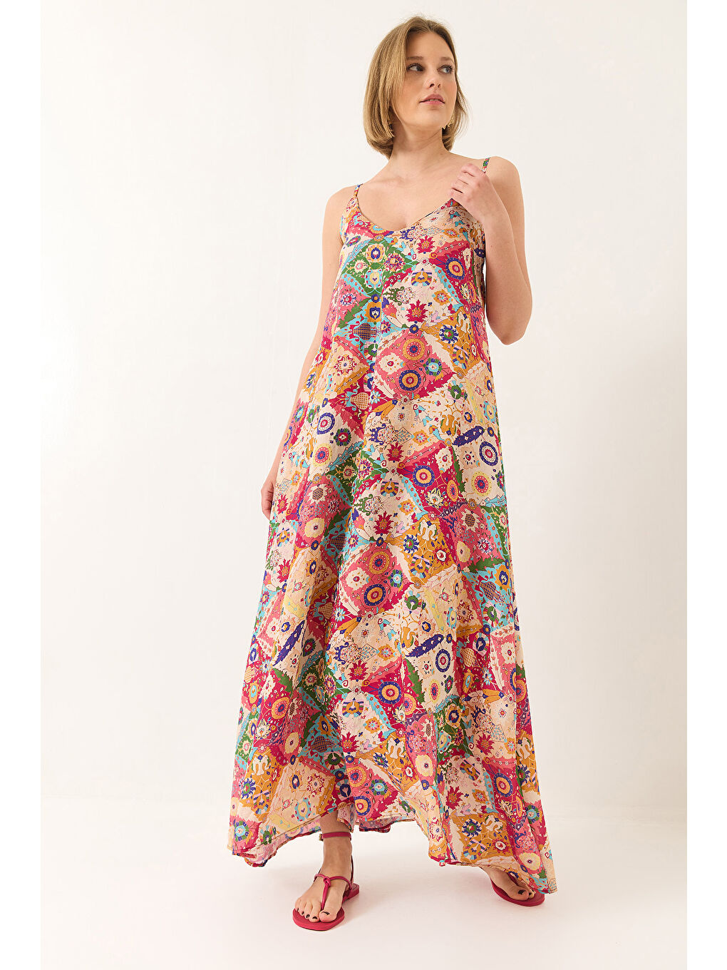 Karışık Kadın V Yaka İnce Askılı Desenli Astarlı Yazlık Uzun Elbise-3