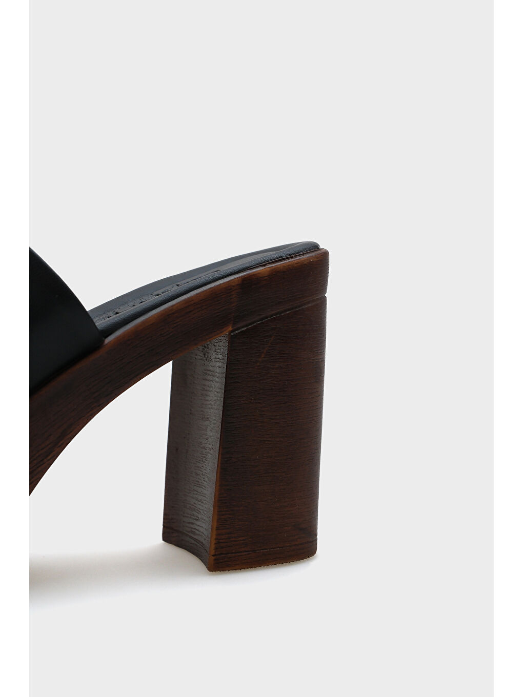 Siyah Maris Platform Tek Bantlı Kadın Terlik-3