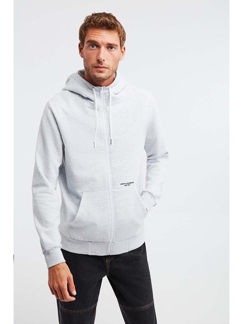Momentum Erkek Fermuarlı Yuksek Yaka Kapüşonlu Nakışlı Kordonlu İçi Polarlı Açık Gri Sweatshirt-2