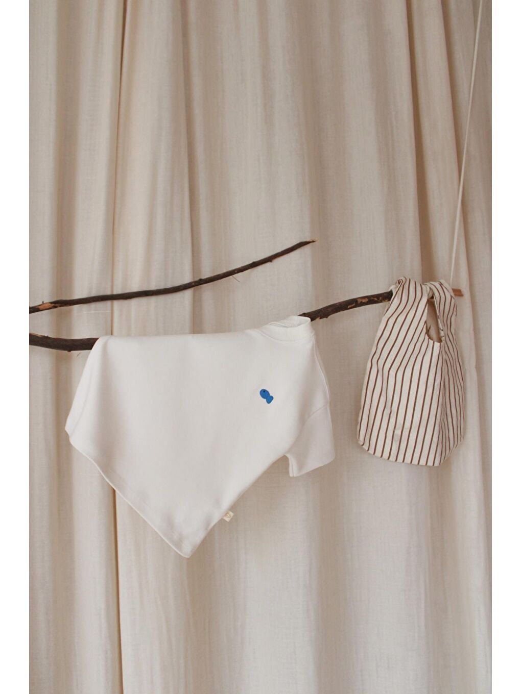 Ekru Balık Nakışlı Oversize T-Shirt-5