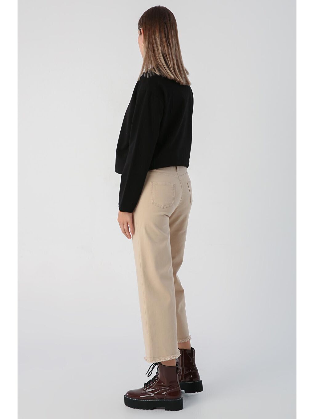 Açık Bej Bol Paça Paçası Püsküllü-2