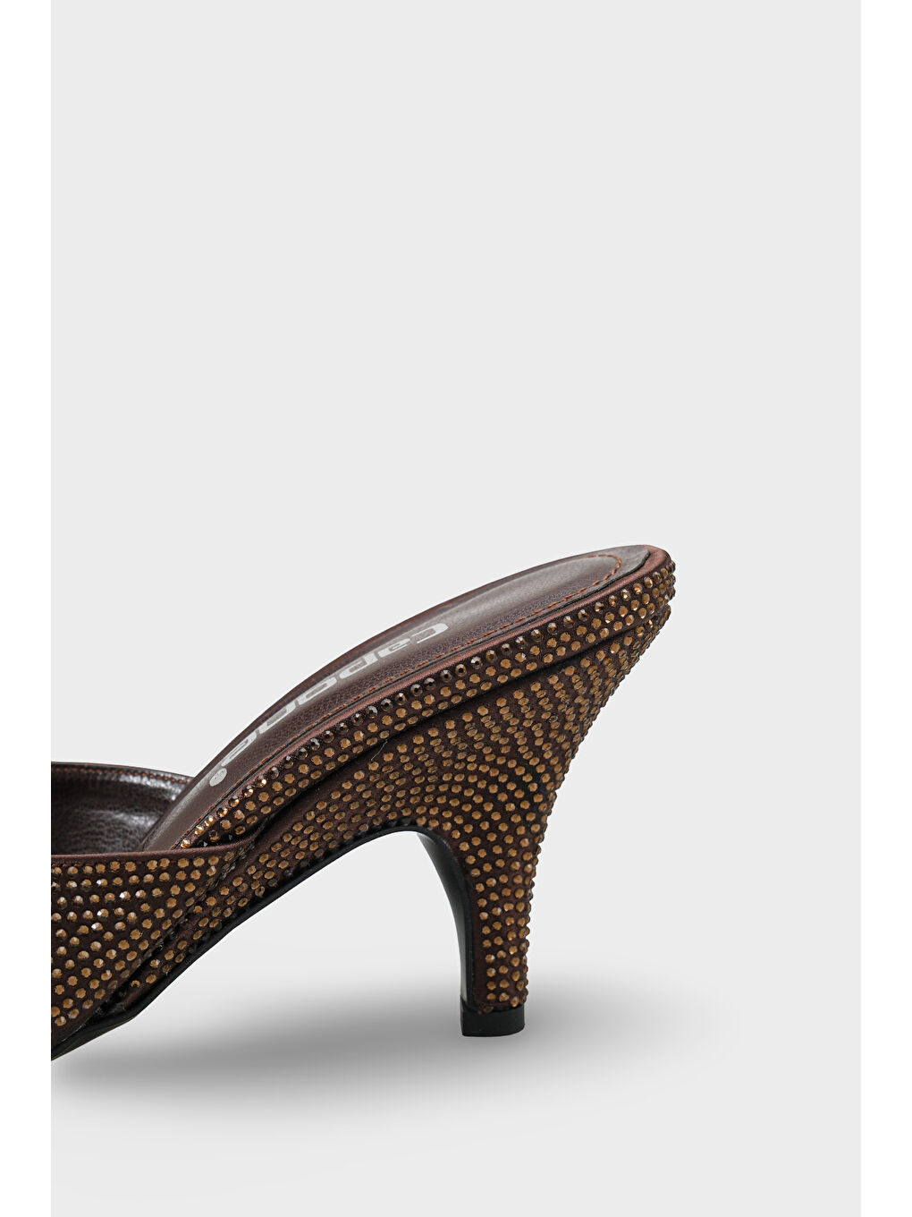 Kahverengi Lenore Taşlı Feta Dolgu Orta Topuklu Saten Kadın Terlik-3