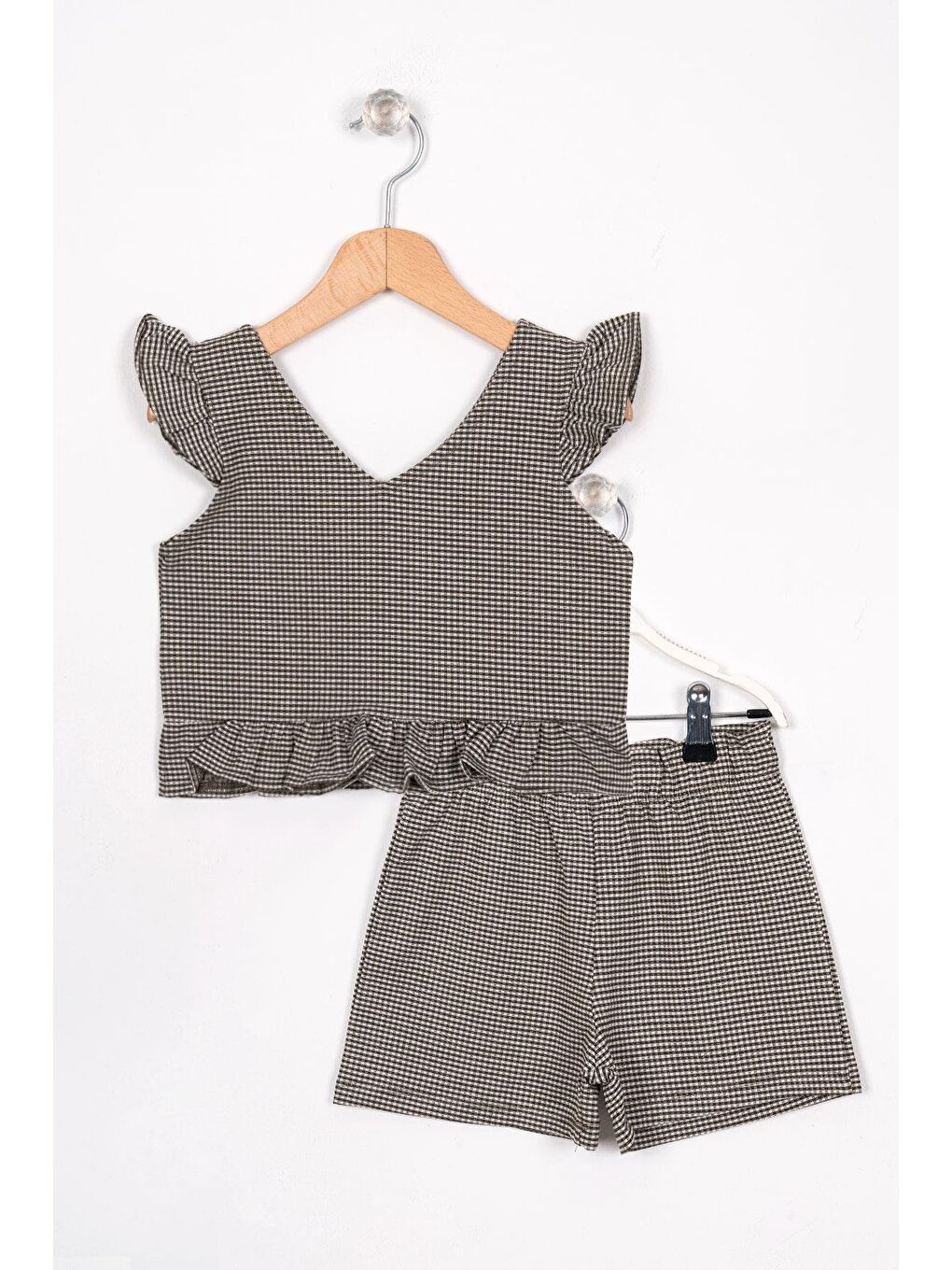 Haki V Yaka Fırfır Detaylı Kız Çocuk Şortlu Takım