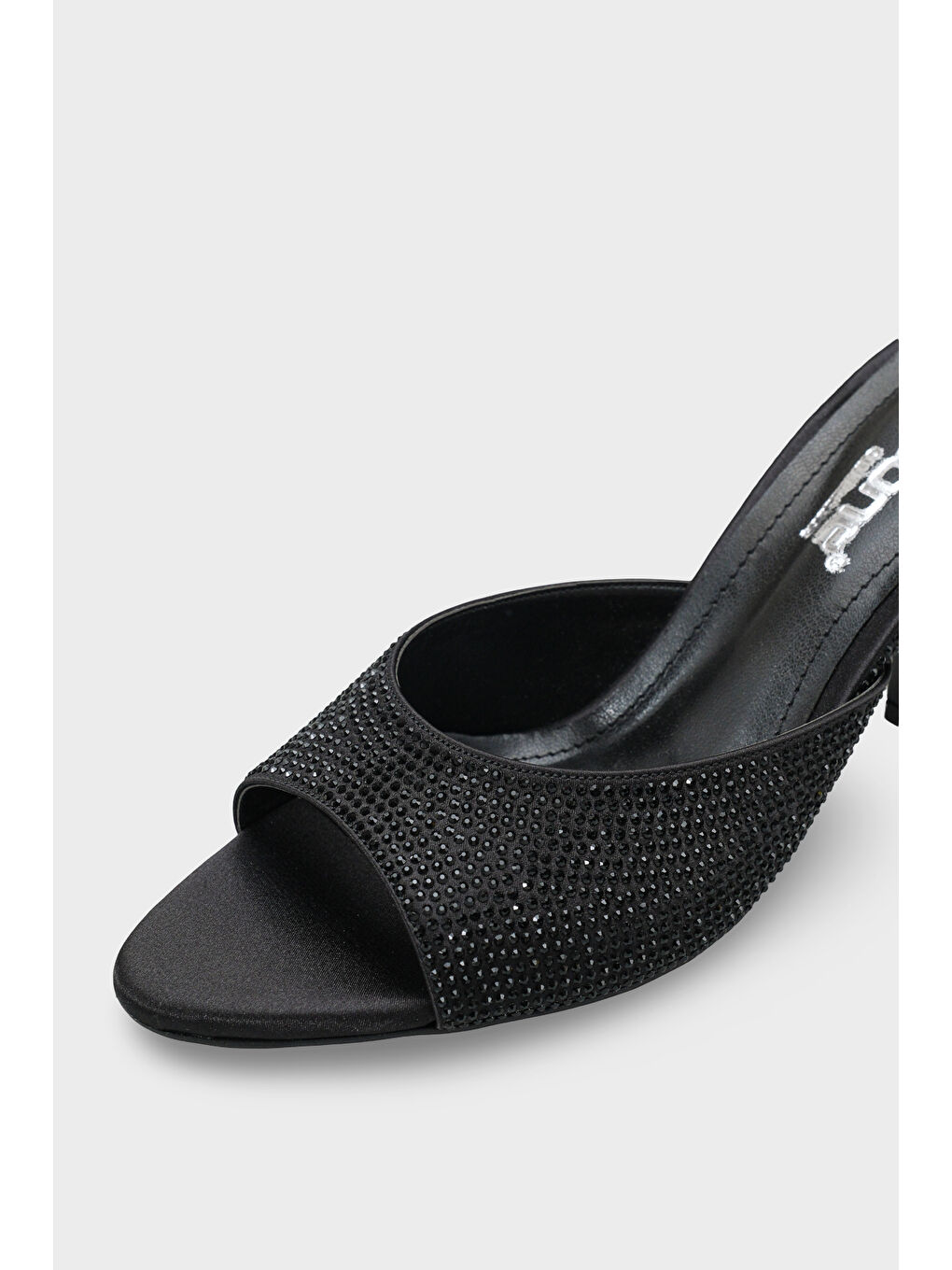 Siyah Lenore Taşlı Feta Dolgu Orta Topuklu Saten Kadın Terlik-2