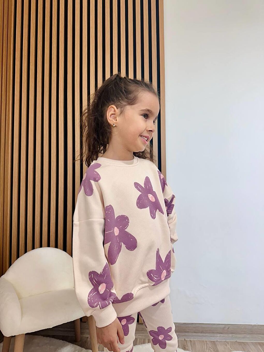 Bej Kız Çocuk Pamuklu Krem Lila Çiçek Desenli Sweatshirt & Tayt Takım-5