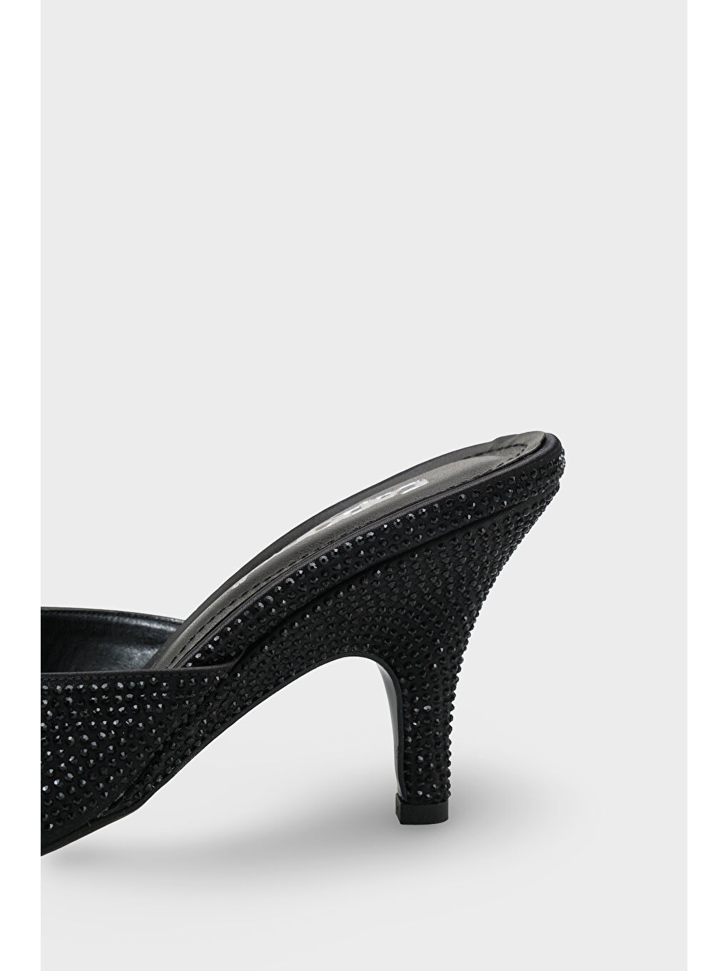 Siyah Lenore Taşlı Feta Dolgu Orta Topuklu Saten Kadın Terlik-3