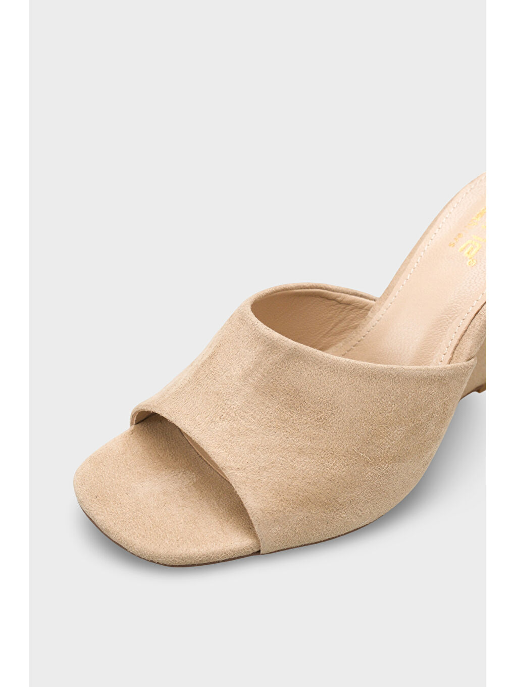 Bej Maurene Hakiki Deri Astarlı Feta Dolgu Topuklu Kadın Terlik-2