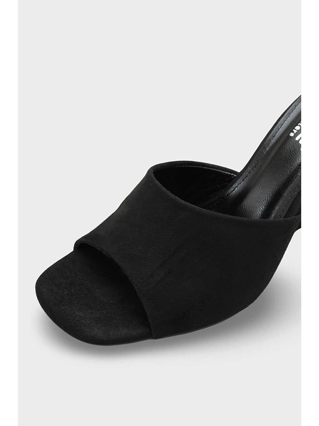 Siyah Maurene Hakiki Deri Astarlı Feta Dolgu Topuklu Kadın Terlik-2