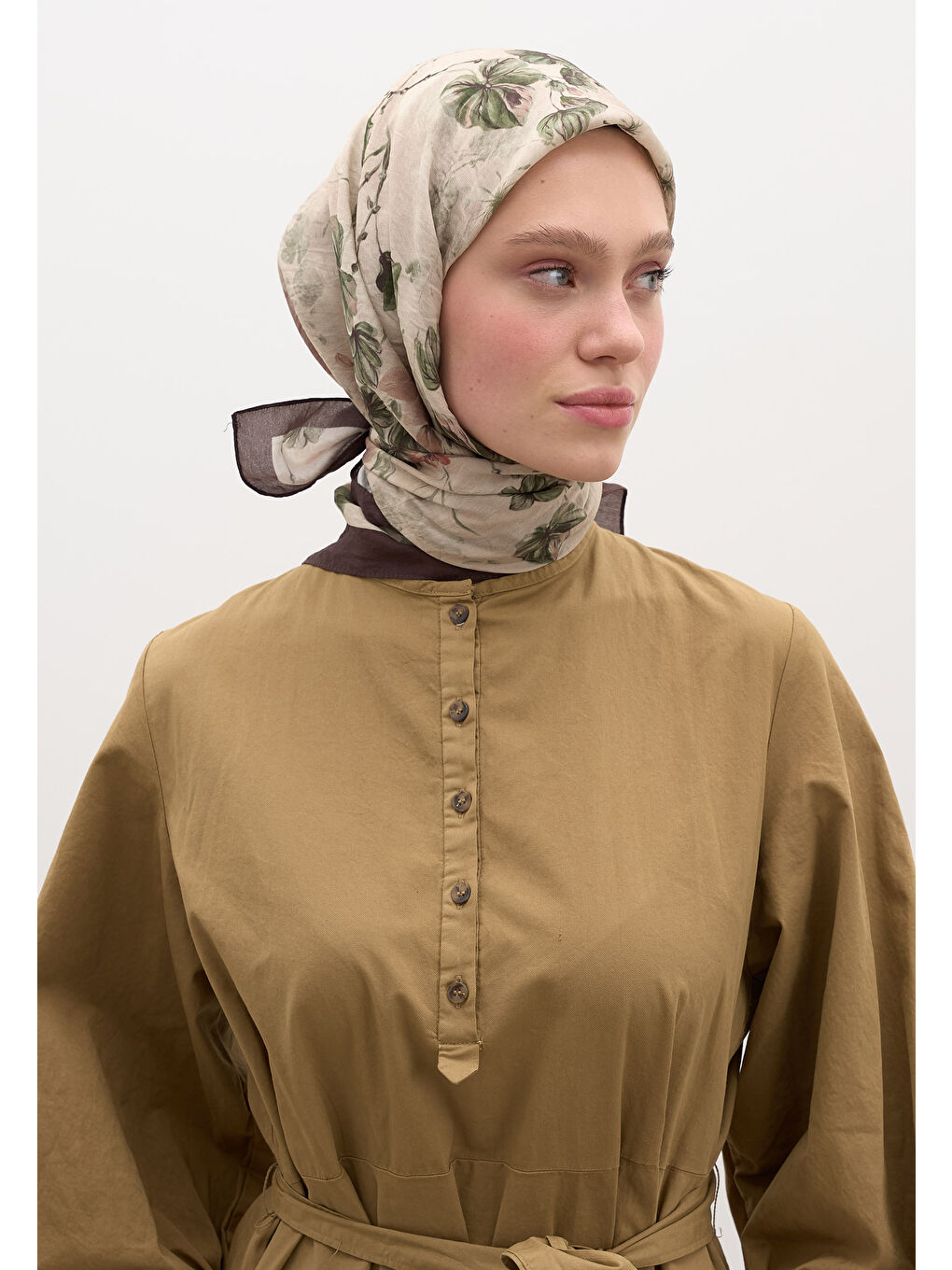 Fall Breeze Desen Pamuklu Viskon Eşarp Bej-1