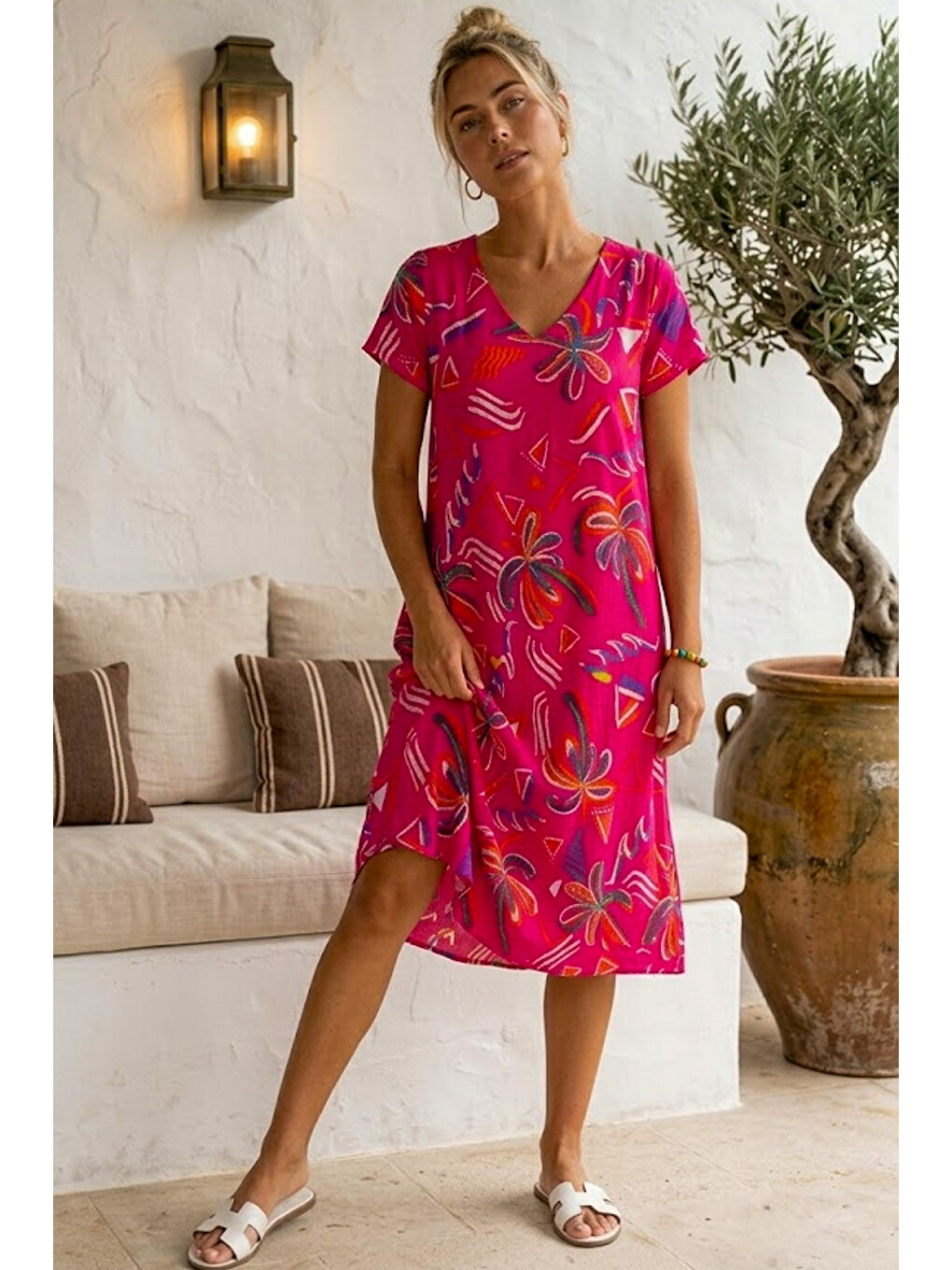 Pembe V Yaka Kısa Kol Desenli Casual Viskon Dokuma Elbise 113 64-2