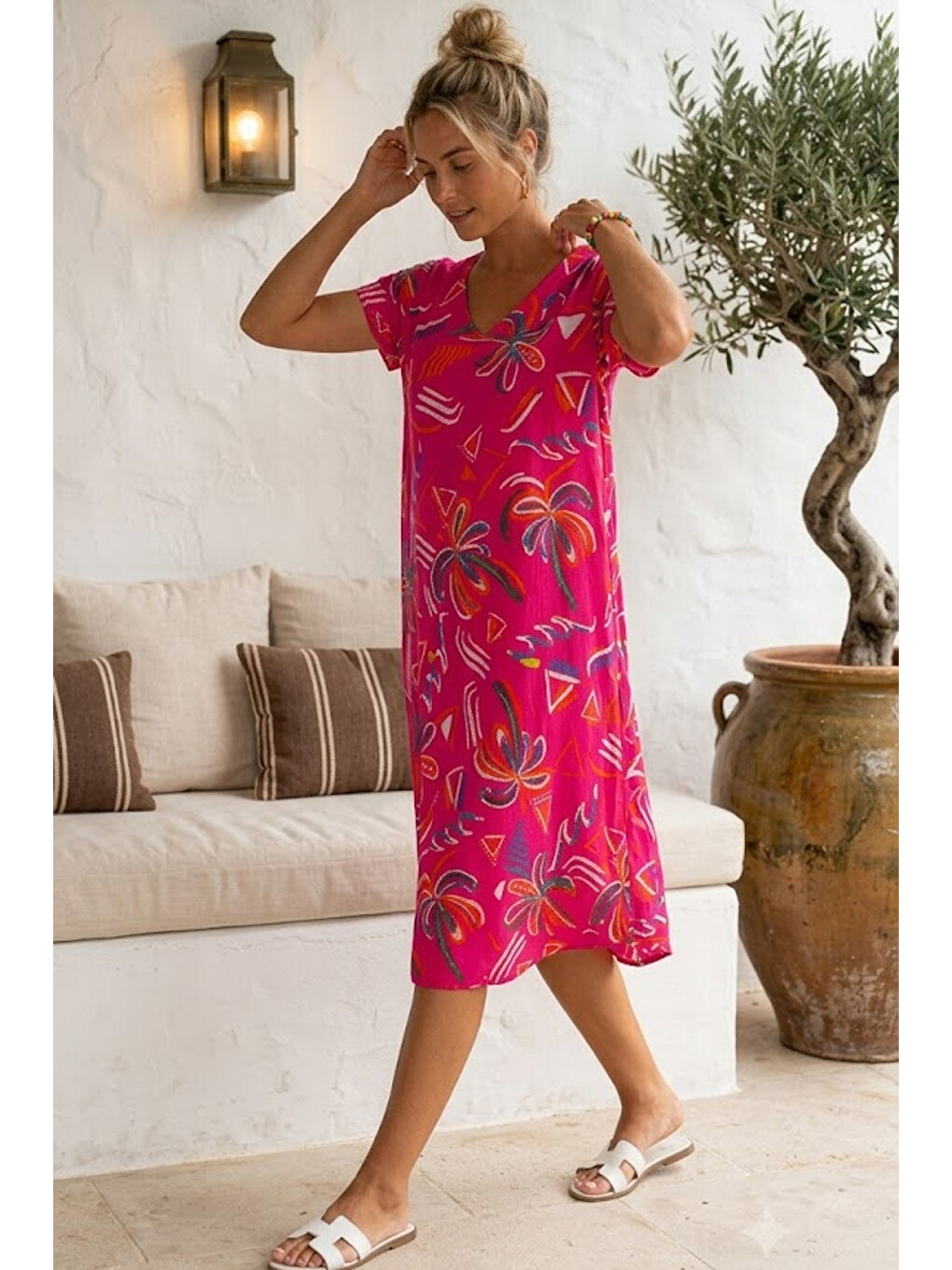 Pembe V Yaka Kısa Kol Desenli Casual Viskon Dokuma Elbise 113 64-3
