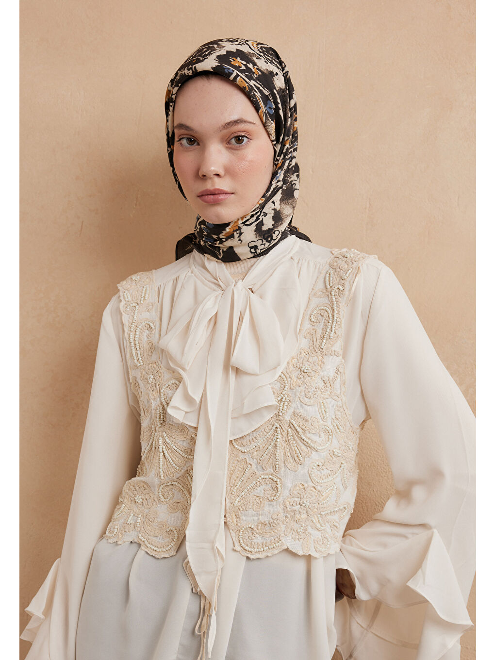 Kahverengi Floral Paısley Desen Pamuk İpek Eşarp Koyu Kahve-1